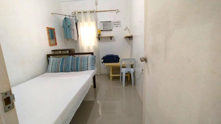 Room 2, Real House, Real