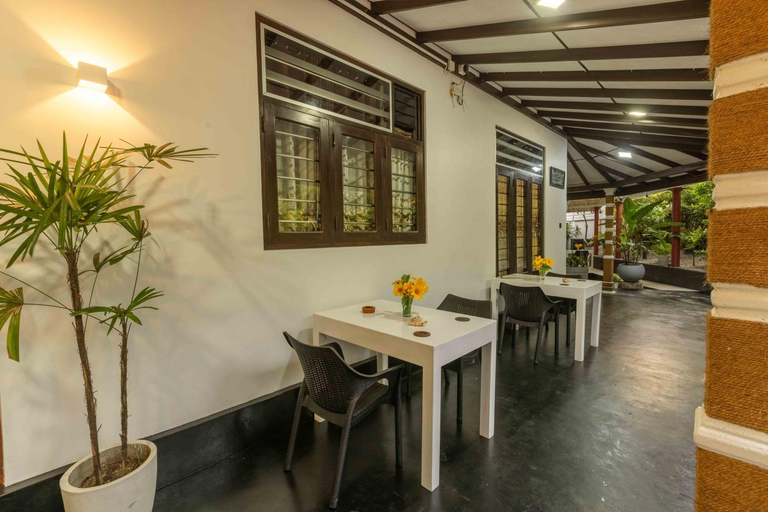 Food & Drinks, Mellow Yellow, Habaraduwa