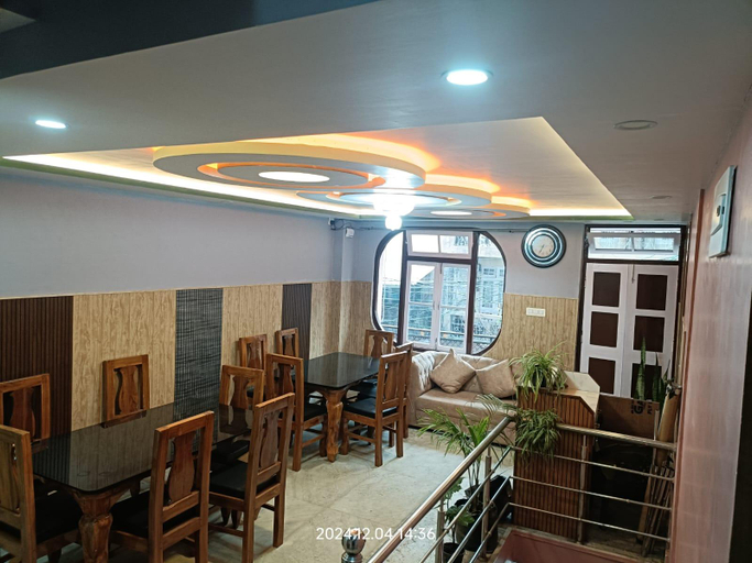Restaurant 3, Himalayan paradise - Grand Retreat & Dining, Darjiling