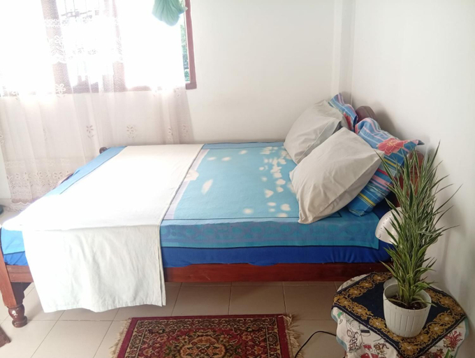 Bedroom 2, Green House No 02, Galle Four Gravets