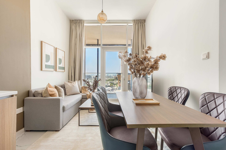 Room 4, Silkhaus Deluxe 1BR in Masdar City at Oasis, Abu Dhabi City