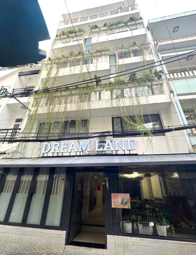 Exterior, Dream Land, District 1