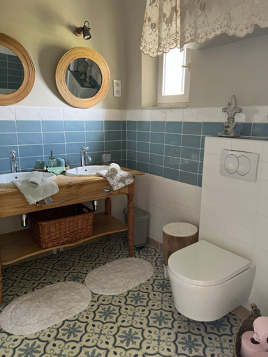 Bathroom 4, Mas L EPICURE- Charming Provence B&B, Apartment, Pool & Vines, Vaucluse