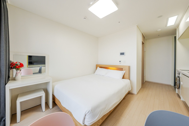 Room 3, Yangyang Oceanstay 24K, Yangyang
