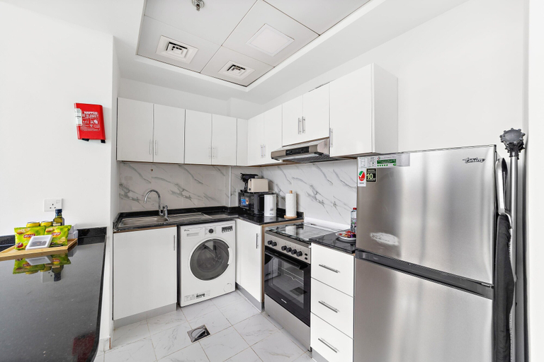 Room 2, Silkhaus Lux Studio Binghatti Pearl Near Mall, Dubai