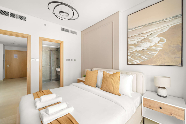 Room 5, Silkhaus Stylish New 2bdr In Al Reem Island, Abu Dhabi City