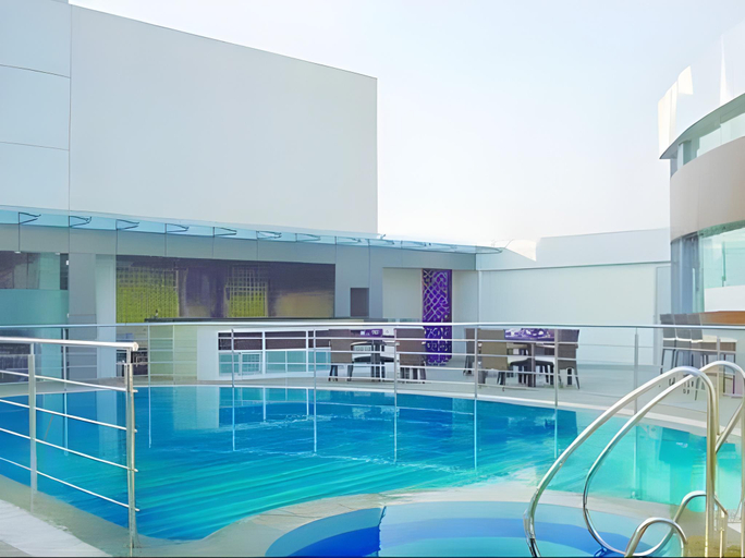 Sport & Beauty 2, The Regale Hotel by Tunga, Mumbai Suburban