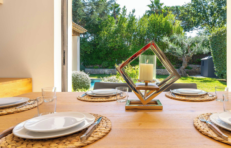 Dining 3, Charming House - AC - 4br-8p - Saint-tropez, Var