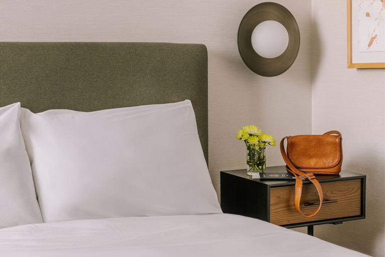Bedroom 2, The Sunset Hotel West End, Greater Vancouver