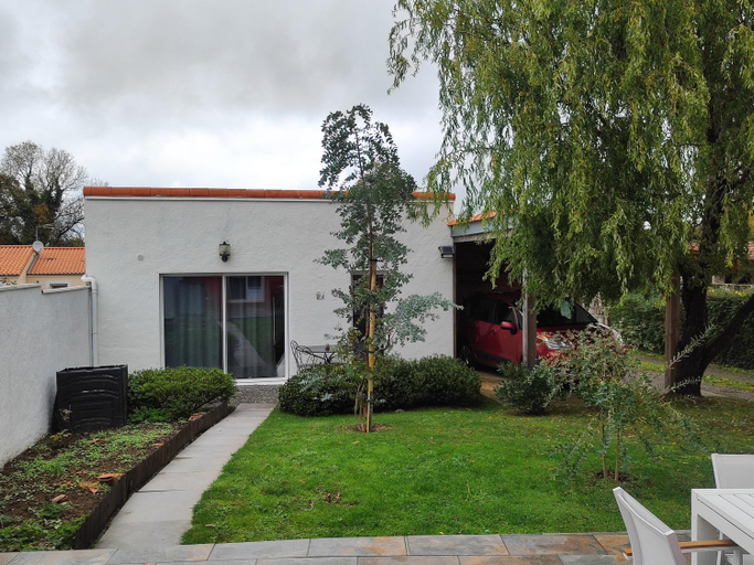 Others 5, Bienvenue Studio, Loire-Atlantique