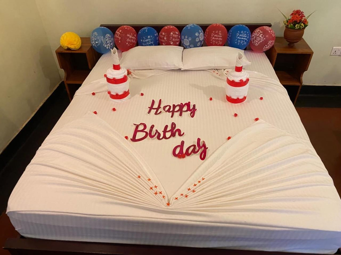 Bedroom 4, Hotel Shalini, N. Palatha East