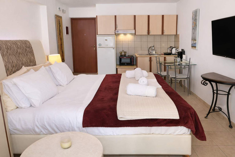 Room 2, Love Studio - Sitia Cozy Stay w Balcony in Crete, Crete