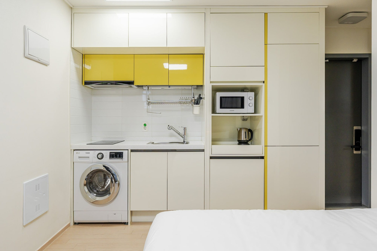 Room 2, Yangyang Oceanstay 24K, Yangyang