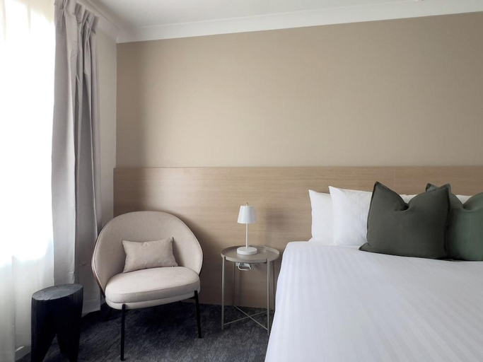 Bedroom 3, The Phoenix Artesian Spa Resort and Accommodation, Moree Plains