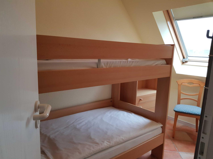 Bedroom 2, Wohnung mit Balkon, Vorpommern-Rügen
