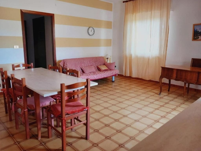 Others 4, Residence Marino, Palermo