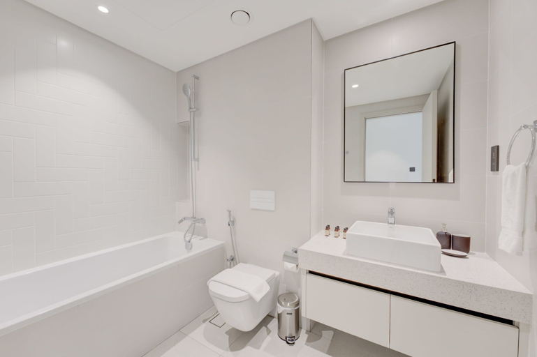Room 5, Silkhaus Elegant 1bdr Sea View Private Beach, Dubai