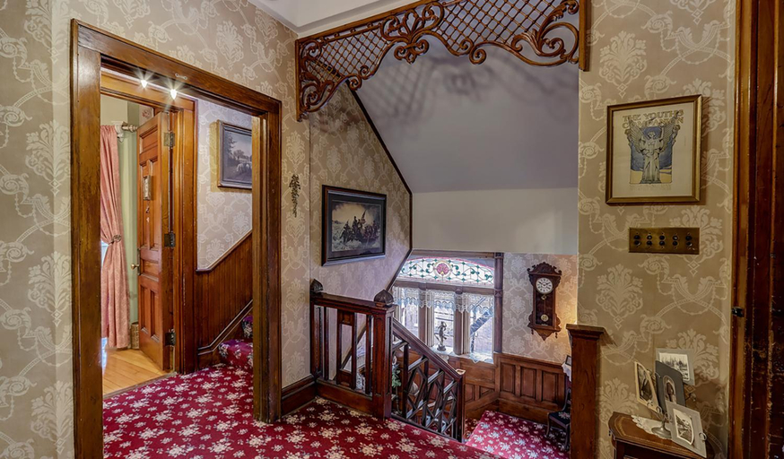 Bedroom 2, Schuster Mansion Bed & Breakfast, Milwaukee