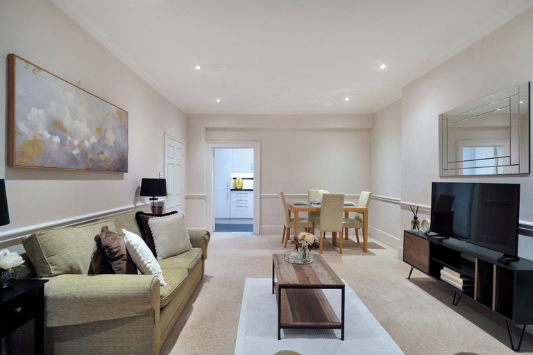Living area 2, Hertford Flat 9, London