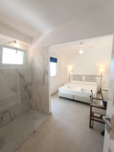 Bedroom 3, Lido di Alghero Beach Resort, Sassari