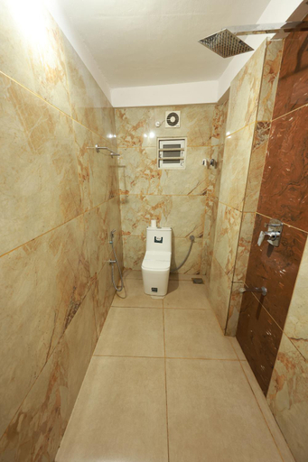 Bathroom 4, DREAMS PARADISE AIRPORT RESIDENCY, Ernakulam