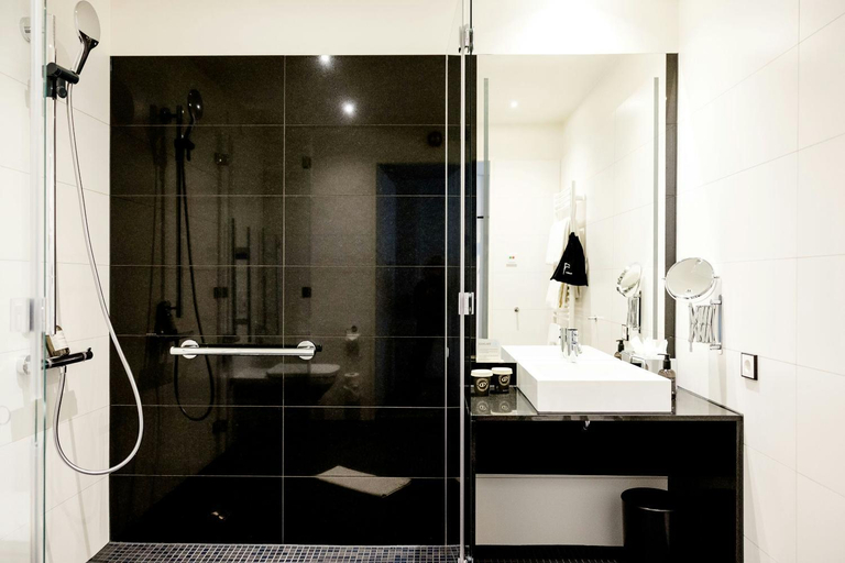 Bathroom 3, モーテル ワン ヴュルツブルク, Würzburg