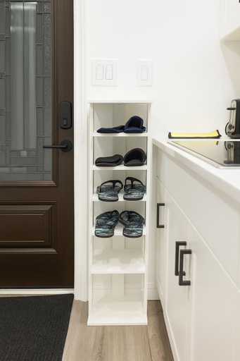 Others 5, Jnice Residence, Essex