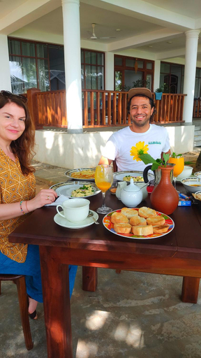 Food & Drinks 4, Oshans Home - Guest House - Polhena, Matara Four Gravets
