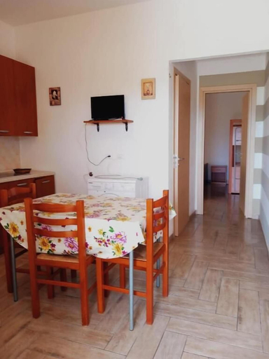 Others 5, Residence Marino, Palermo