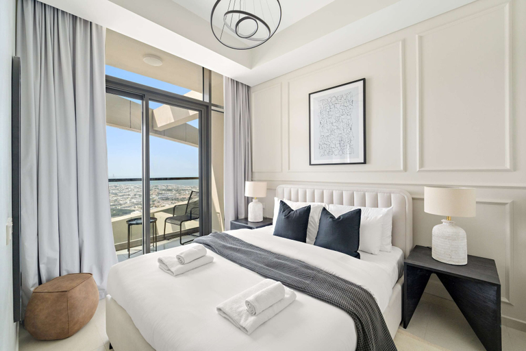 Room 5, Silkhaus Stylish 2bdr in Aykon Tower, Dubai