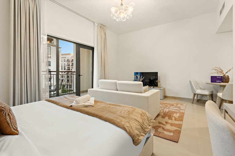 Room 4, Silkhaus Signature Studio Yas Golf Collection, Yas Island