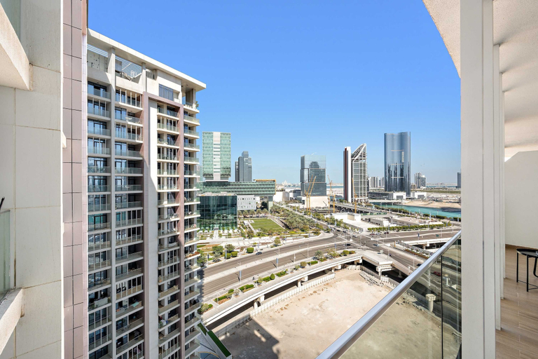 Room 4, Silkhaus 1bdr Bright Space in Maryah Island, Abu Dhabi City