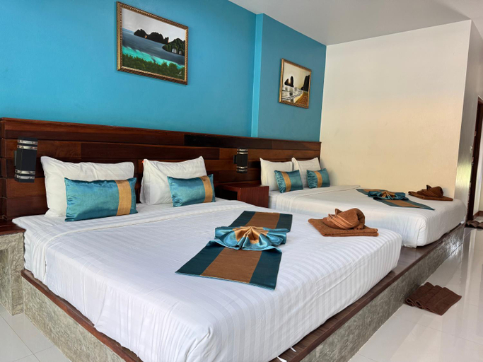 Bedroom 3, Hatzanda Lanta Resort, Ko Lanta
