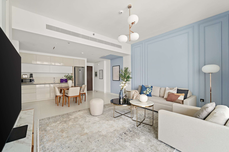 Room 5, Silkhaus Emaar Beachfront Tower w Balcony, Dubai