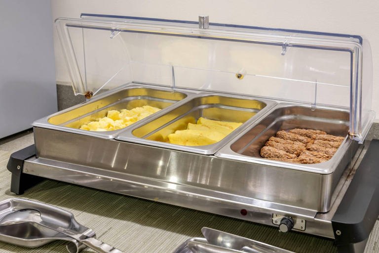 Food & Drinks 5, Quality Inn at Bangor Mall, Penobscot