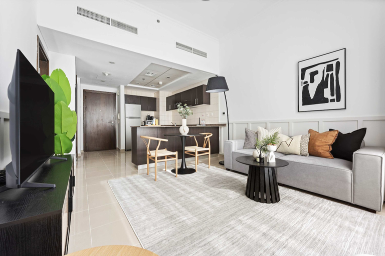Room 2, Silkhaus Bay Central Tower Near Marina Mall, Dubai
