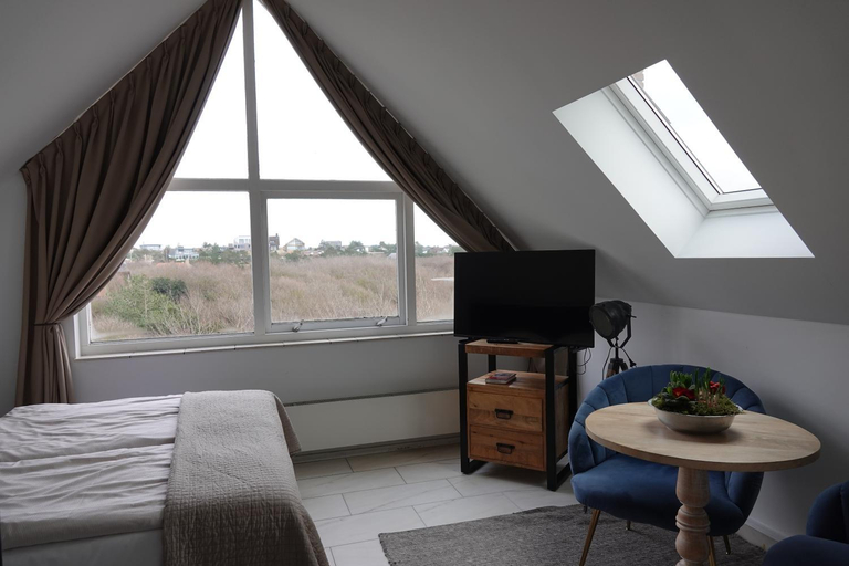 Bedroom 2, Huize de Duinen, Bergen