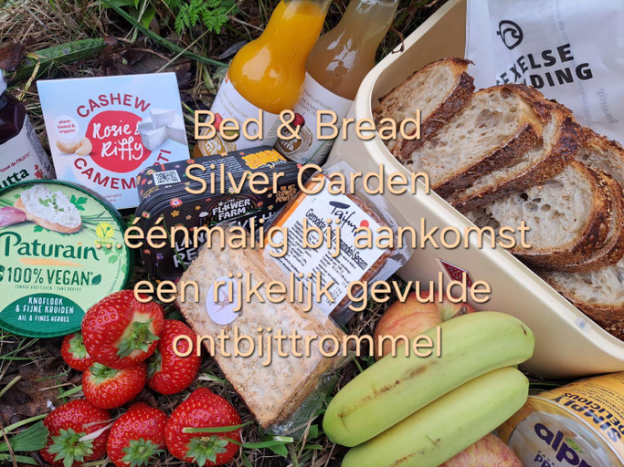 Food & Drinks