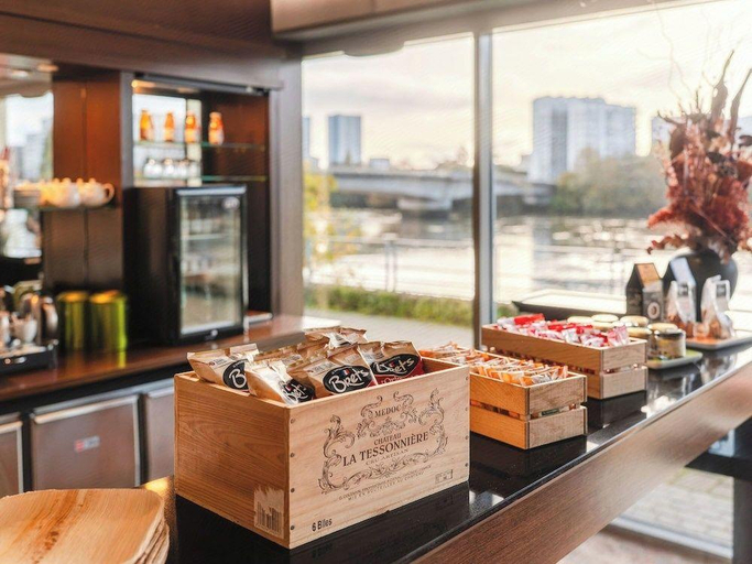 Food & Drinks 5, Residhome Nantes Berges De La Loire, Loire-Atlantique