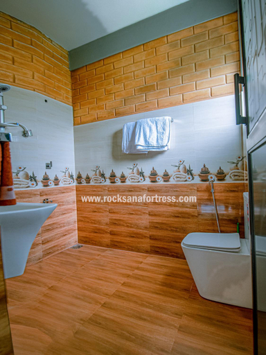 Bathroom 3, Rocksana Fortress Yoga & Retreat, Mawanella