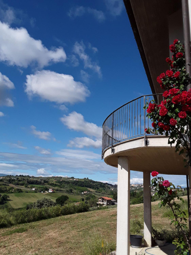 Others 3, Tenuta Ornella, Chieti