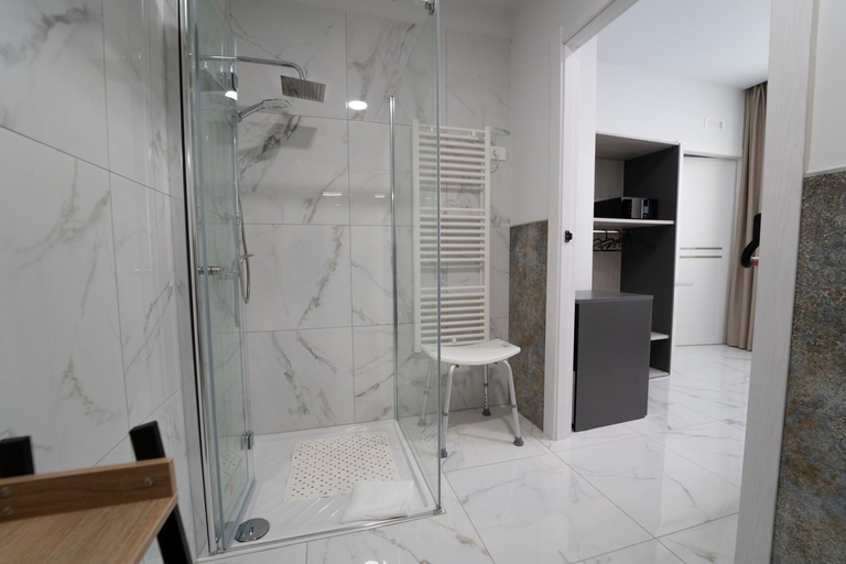 Bathroom 2, Babilonia, Agrigento