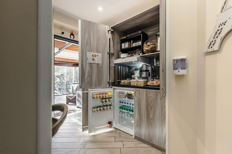 Food & Drinks 4, 4 Rent di Cicchinelli Lorella, Roma