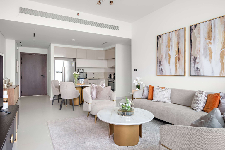 Room 5, Silkhaus Seaside 2bdr Marina Vista Beachfront, Dubai