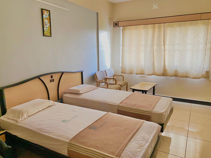 Room 2, HOTEL PANDURANG INTERNATIONAL, Uttara Kannada