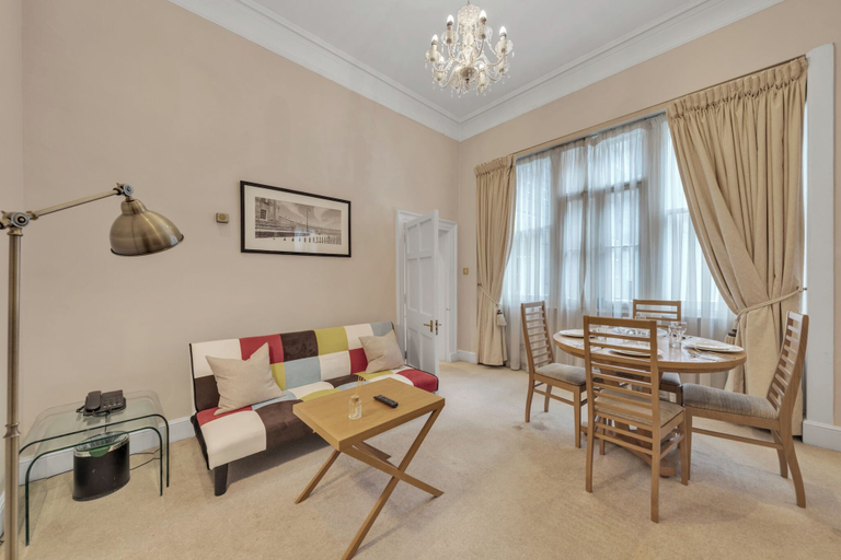 Living area 3, Hertford Flat 4, London