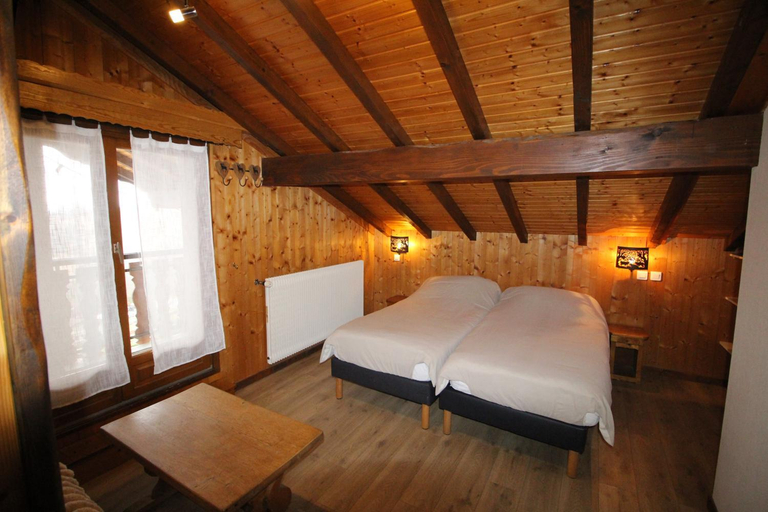 Bedroom 2, Chalet Titlis, Haute-Savoie