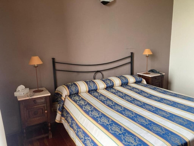 Bedroom 3, hotel Villa Conte Riccardi, Asti