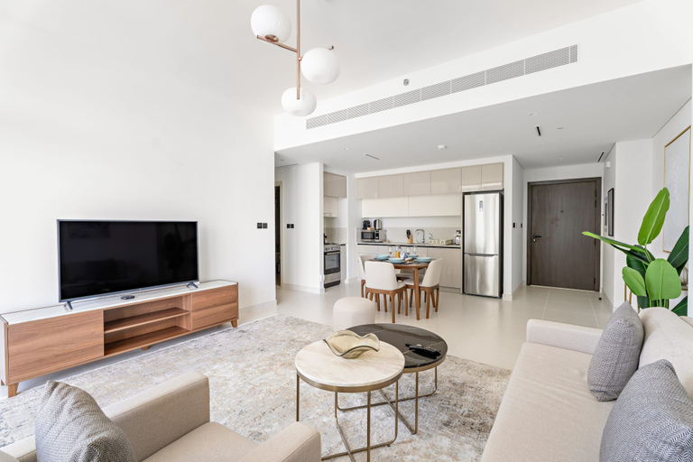 Room 3, Silkhaus Modern 1bdr Marina Vista Private Beach, Dubai
