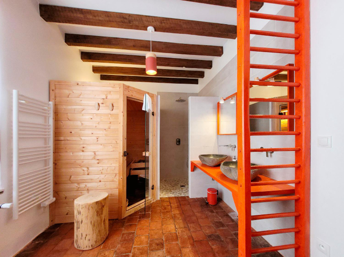 Bedroom 2, Jardin des Sens, Côte-d'Or